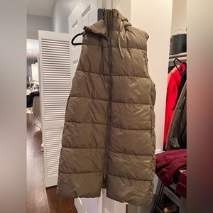 Green puffer vest with hood